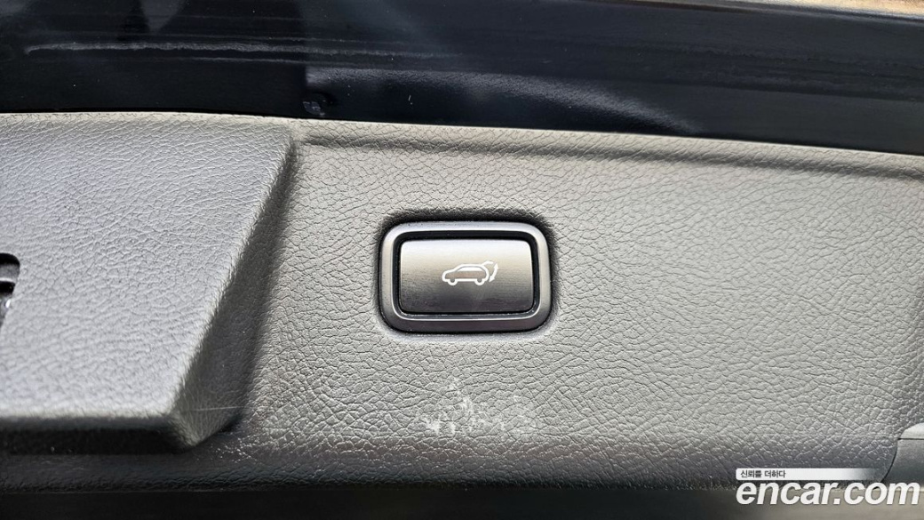 Kia Mohave Diesel 3.0 4WD 6-Seater, 2022