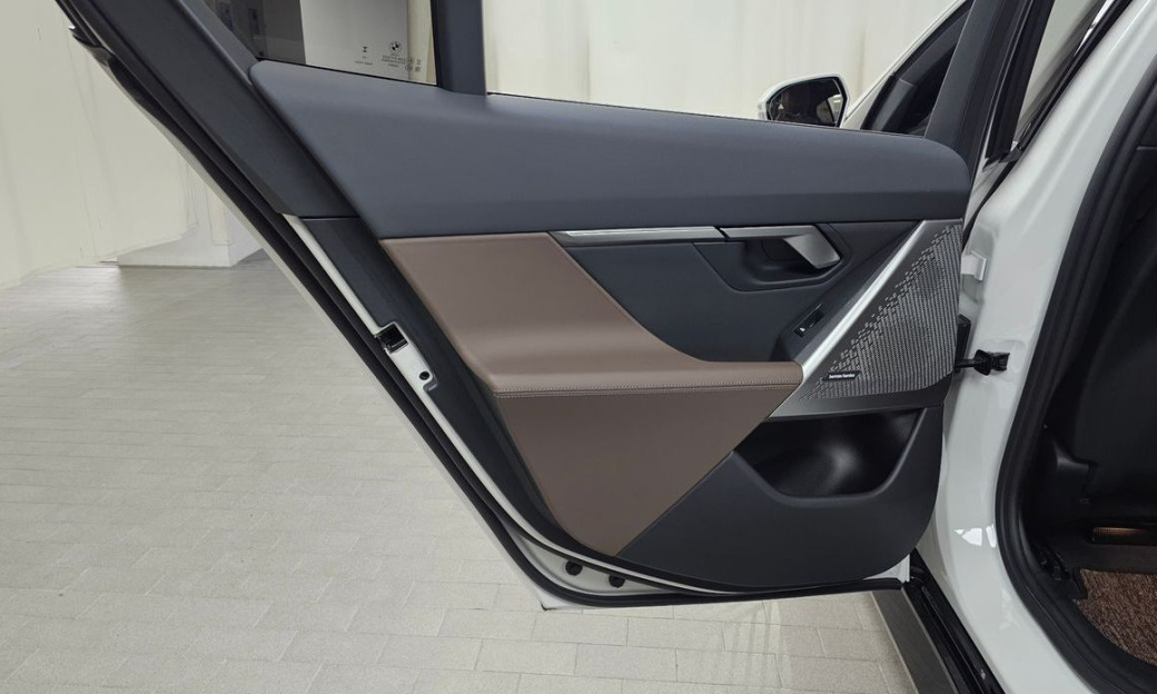 BMW 5-Series 523d M Sport, 2024