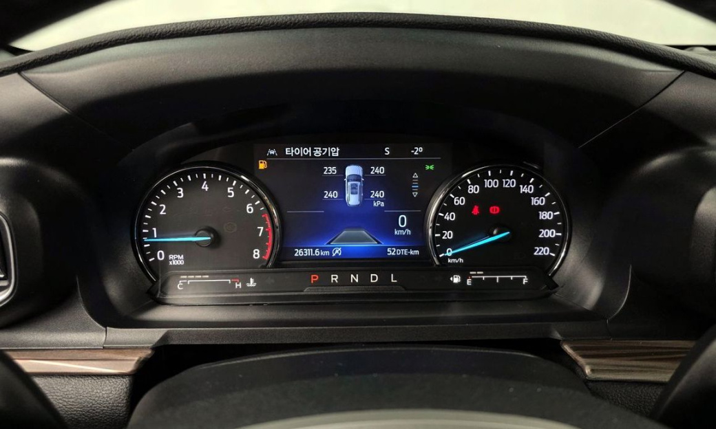 Ford Explorer 2.3 LimIted 4WD, 2021