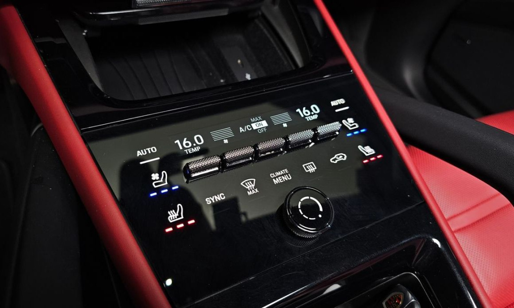 Porsche Cayenne 4.0 GTS, 2025