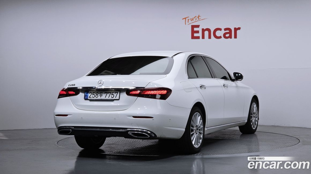 Mercedes-Benz E-Class E250 Exclusive, 2022