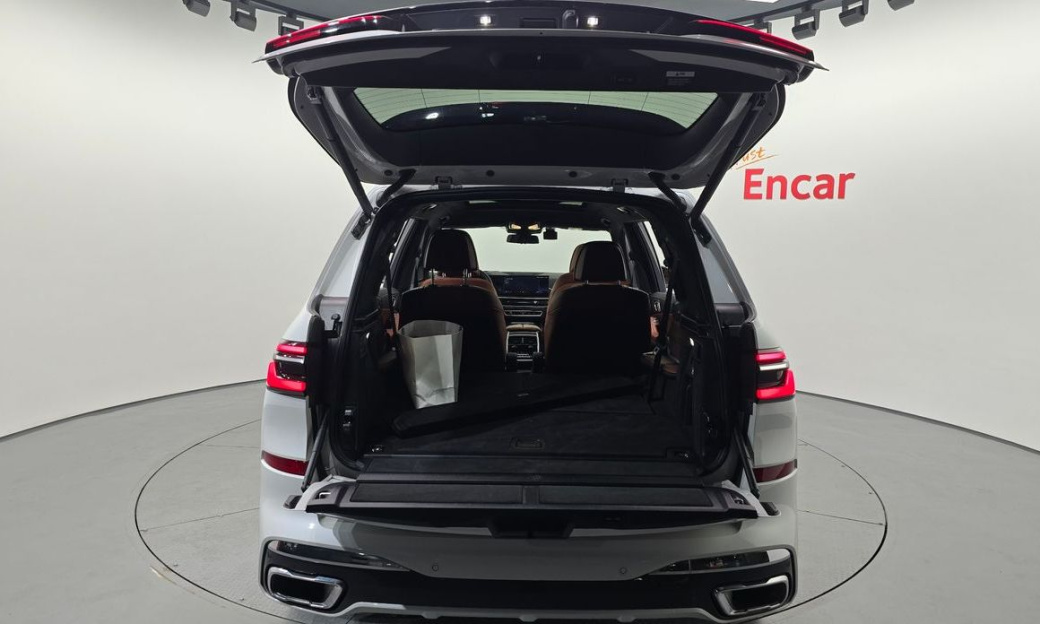 BMW X7 xDrive 40i M Sport 6STR, 2025