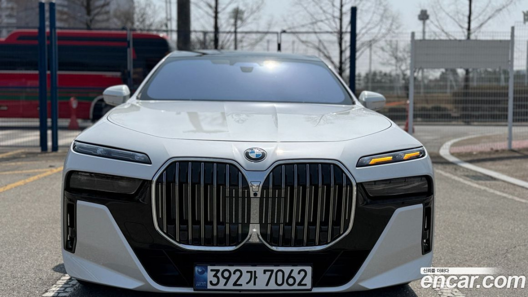 BMW 7-Series 740d xDrive M Sport, 2024