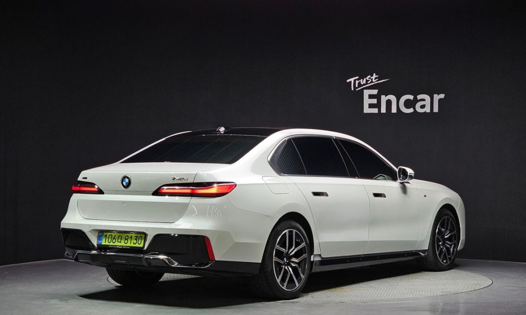 BMW 7-Series 740d xDrive M Sport, 2025