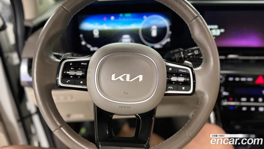Kia Carnival 9-Seater Hi-Limousine, 2022