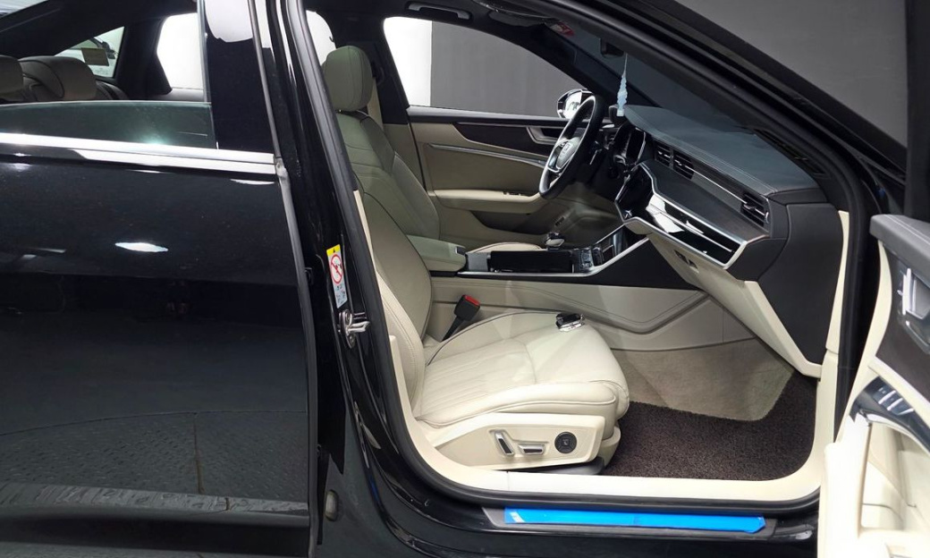 Audi A6 50 TDI Quattro Premium, 2022