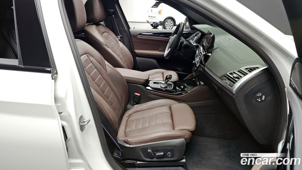 BMW X4 xDrive M40i, 2025