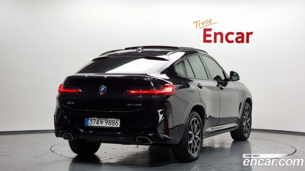 BMW X4 xDrive20i M Sport, 2022