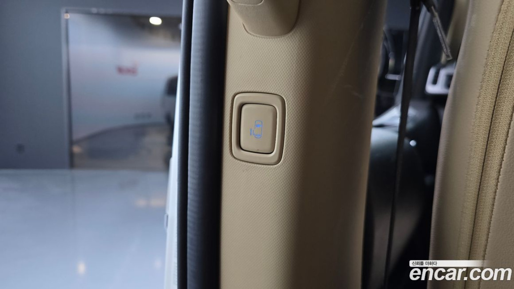 Hyundai Staria 2WD Camping Car, 2023