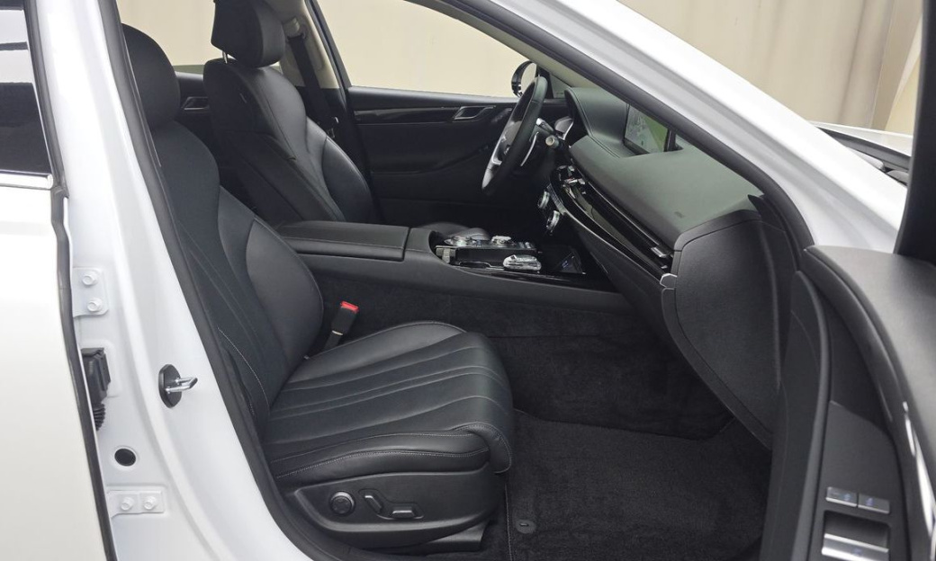 Genesis G80 Gasoline 2.5 Turbo AWD, 2024