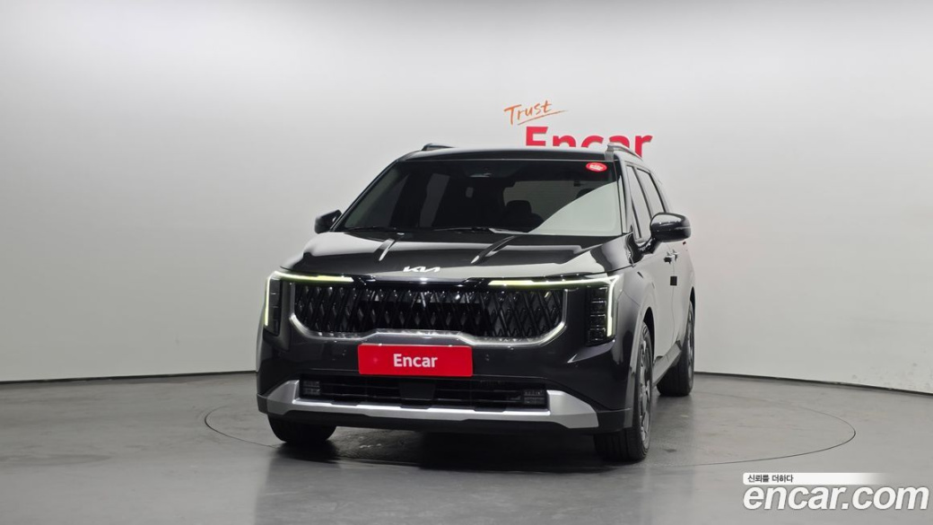 Kia Carnival 9-Seater Prestige, 2025