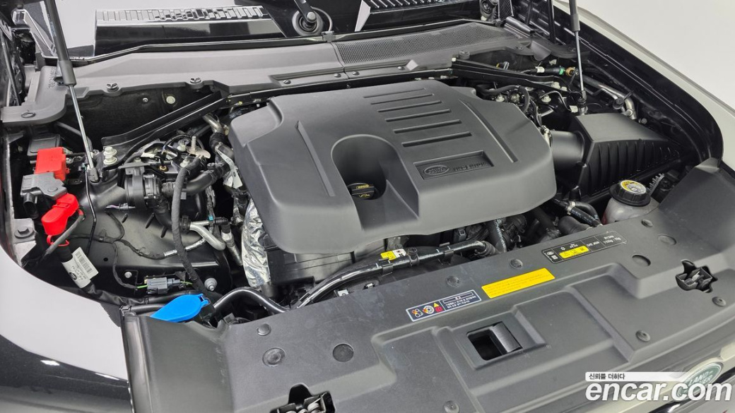 Land Rover Defender 130 P400 X-Dynamic HSE, 2025