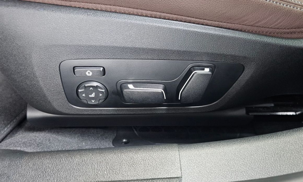 BMW 3-Series M340i xDrive Touring Pro, 2025