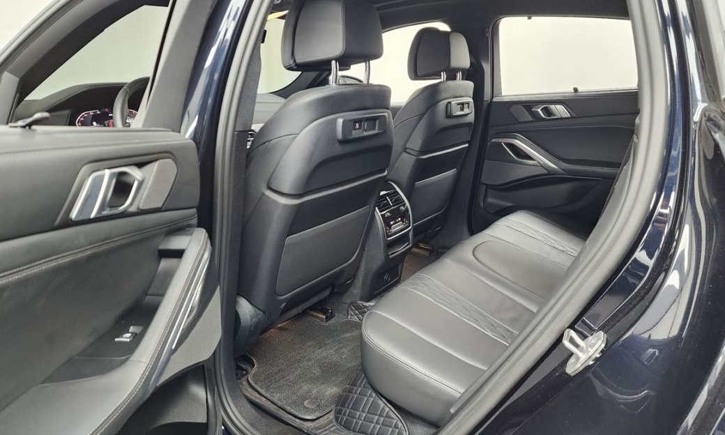 BMW X6 xDrive40i M Sport, 2023