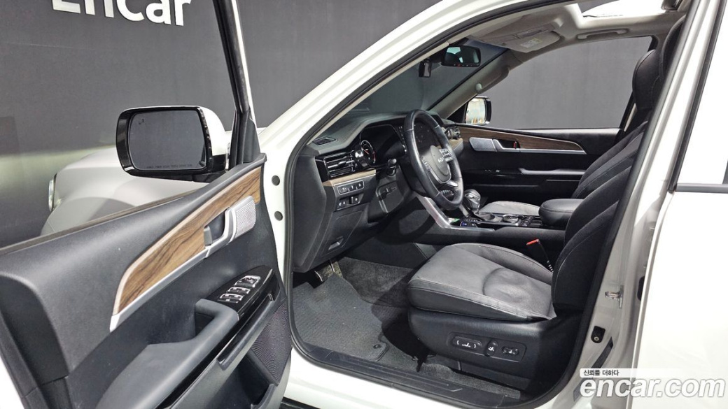 Kia Mohave Diesel 3.0 4WD 5-Seater, 2024