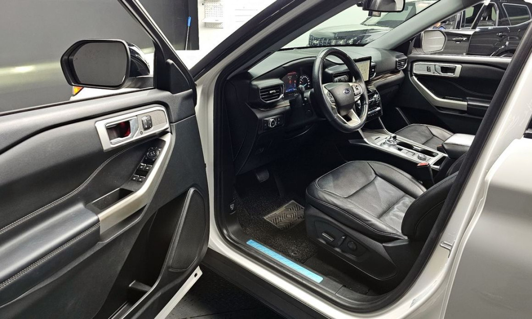 Ford Explorer 2.3 LimIted 4WD, 2022