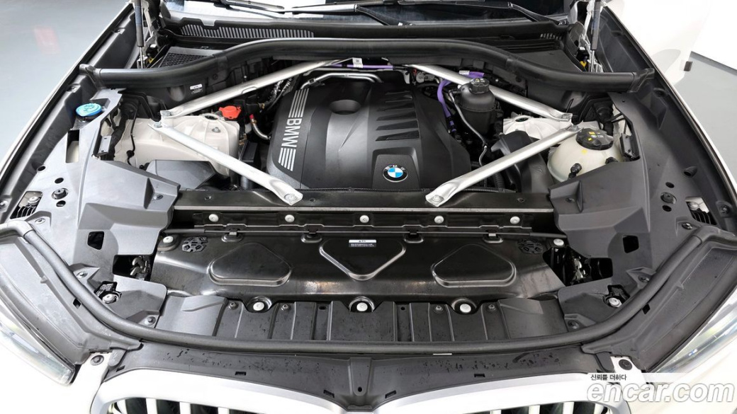 BMW X6 xDrive40i M Sport, 2024