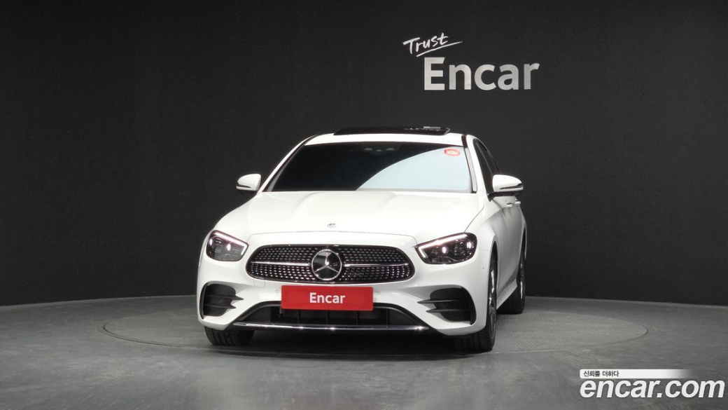 Mercedes-Benz E-Class E250 AMG Line, 2023