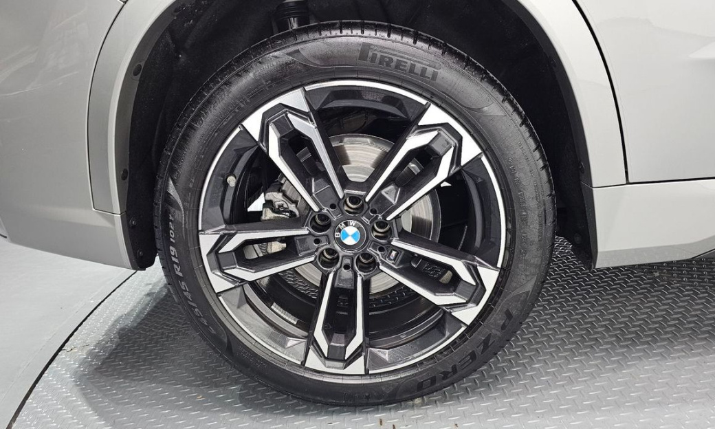 BMW X1 xDrive 20i M Sport, 2025