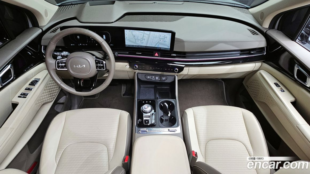 Kia Carnival 9-Seater Gravity, 2024