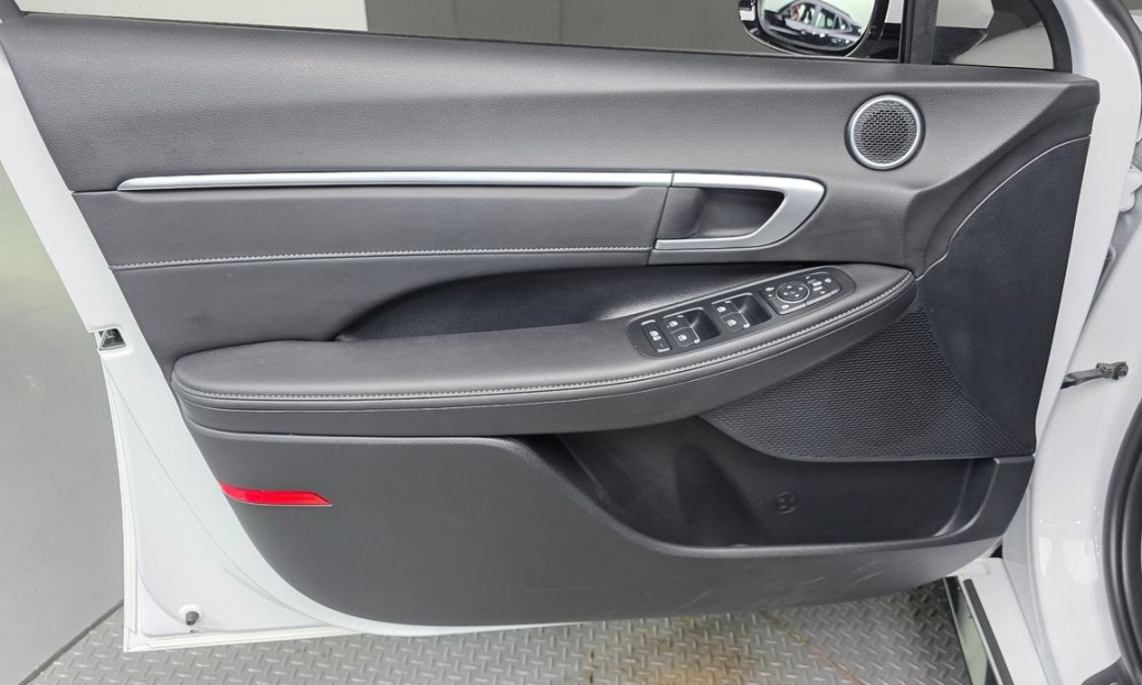 Hyundai Sonata 2.0, 2025