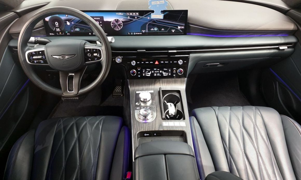 Genesis G80 Gasoline 2.5 Turbo AWD, 2025