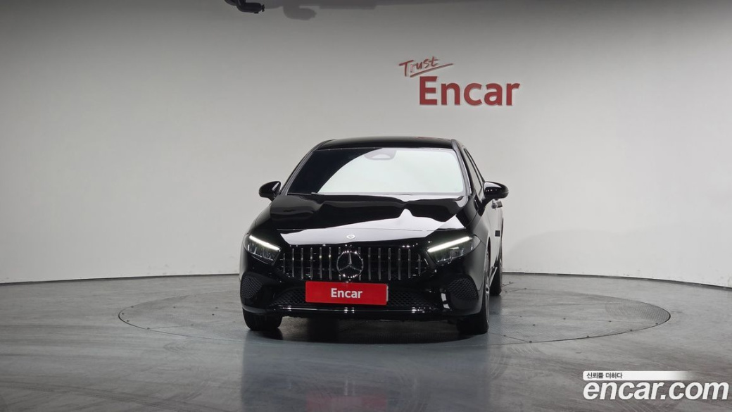 Mercedes-Benz A-Class A220 Sedan, 2026