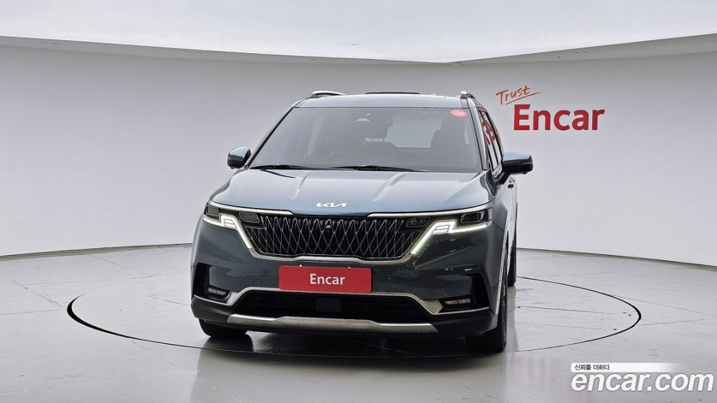 Kia Carnival 9-Seater Signature, 2022