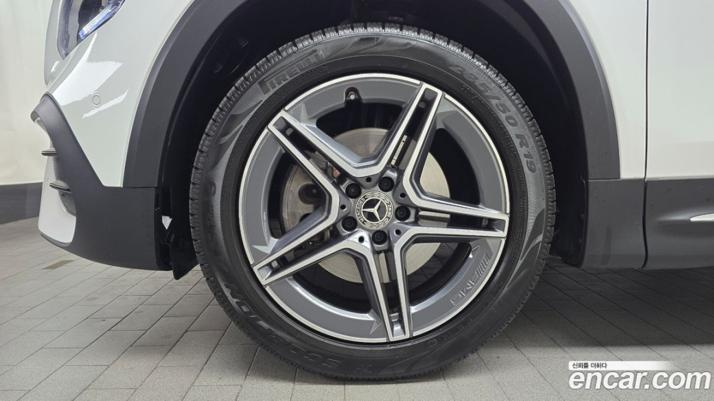 Mercedes-Benz GLB-Class GLB250 4MATIC, 2021