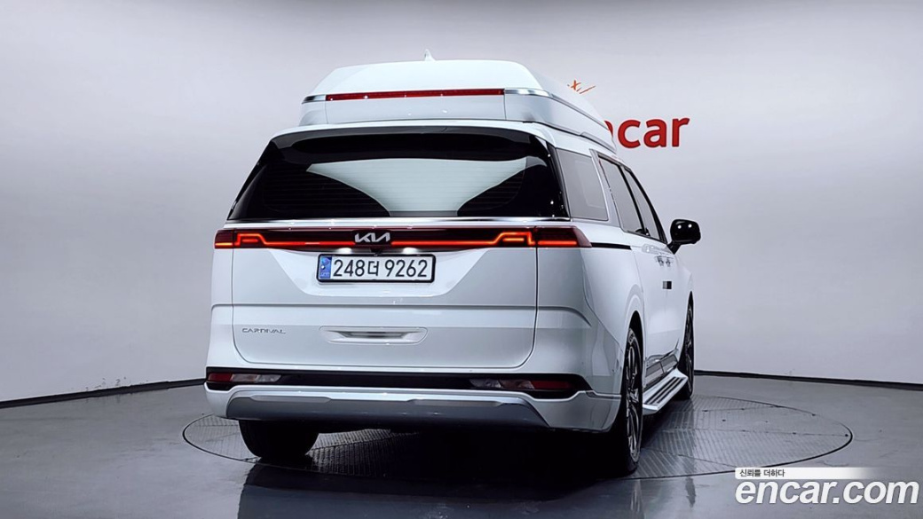 Kia Carnival 9-Seater Hi-Limousine, 2022