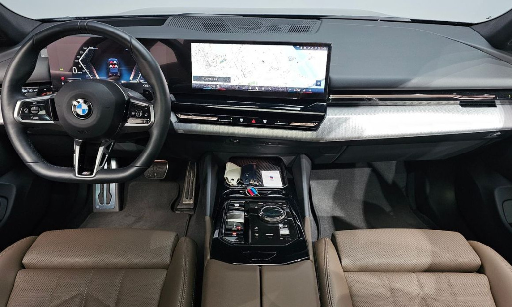 BMW 5-Series 520i M Sport, 2024