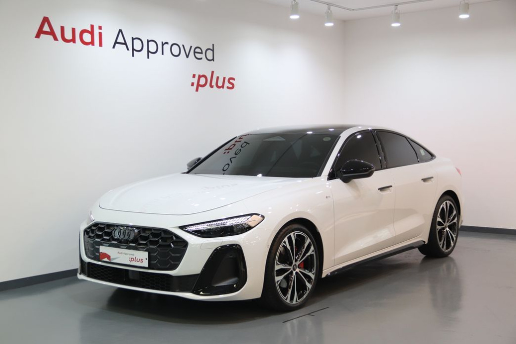 Audi A5 40 TFSI Quattro S Line Black Edition, 2025
