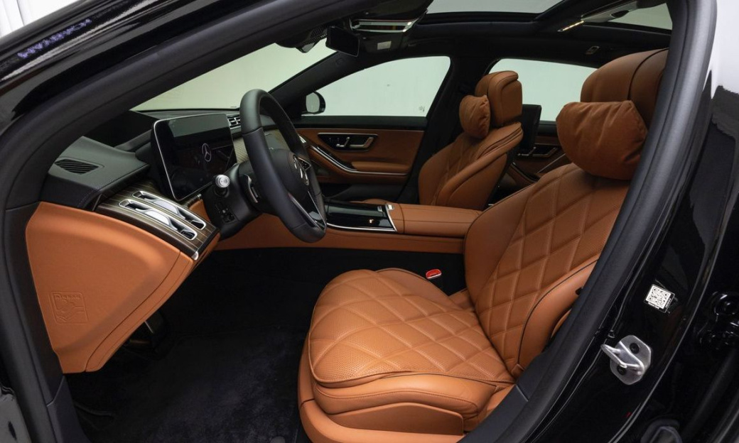 Mercedes-Benz S-Class Maybach S680 4MATIC, 2025
