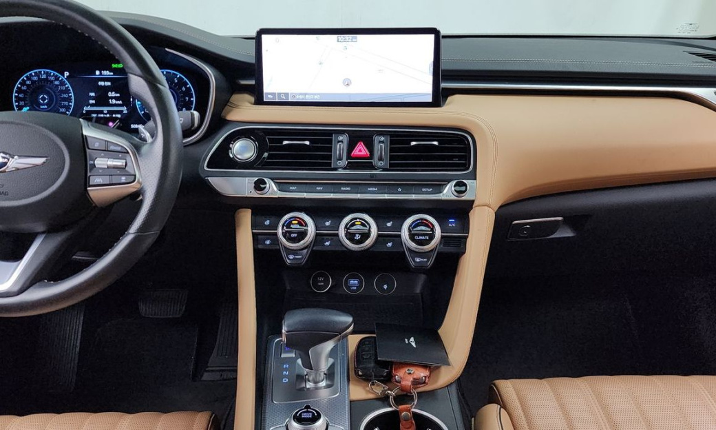 Genesis G70 Gasoline 2.0T 2WD, 2021