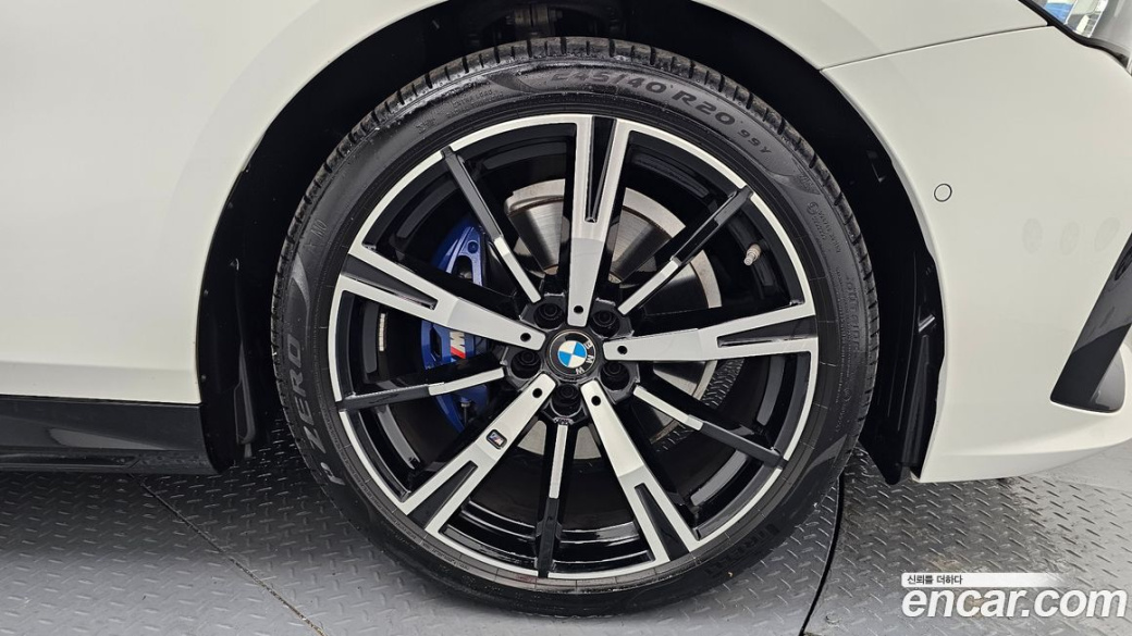 BMW 5-Series 530i xDrive M Sport, 2024