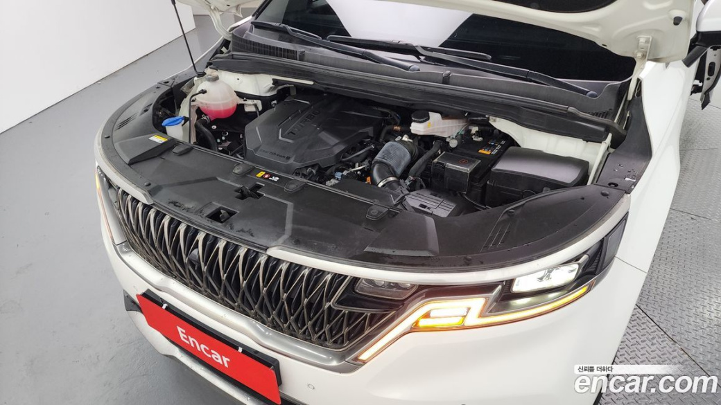 Kia Carnival 9-Seater Signature, 2023