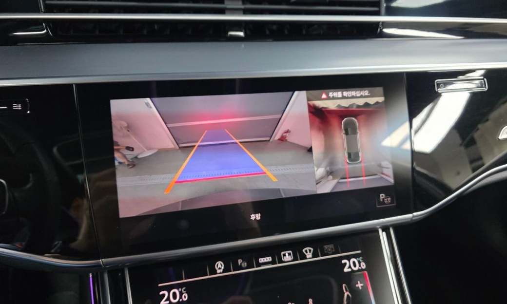 Audi A8 55 TFSI Quattro LWB, 2021