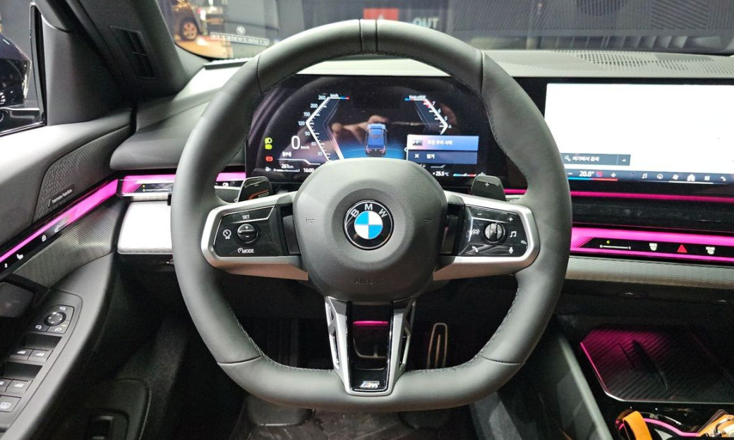 BMW 5-Series 530i xDrive M Sport, 2025