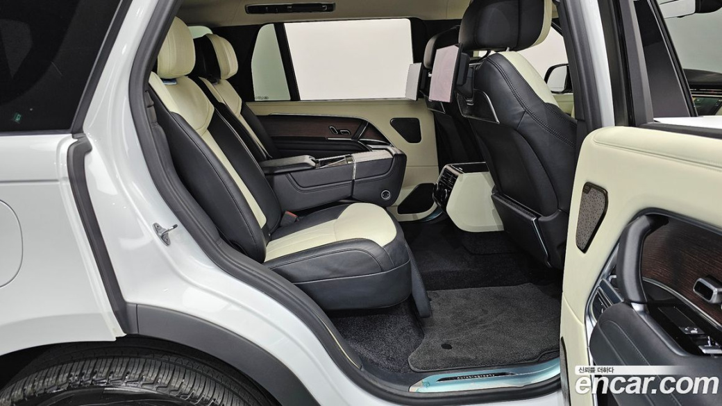Land Rover Range Rover P530 Autobiography Long Wheel Base, 2023