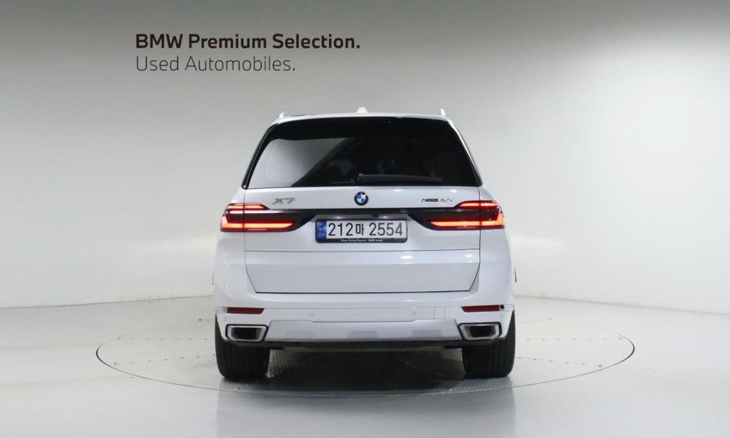 BMW X7 xDrive 40i Design Pure Excellence 7-Seater, 2024