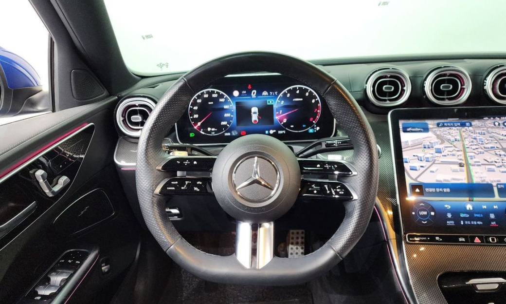 Mercedes-Benz C-Class C300 4MATIC AMG Line, 2023