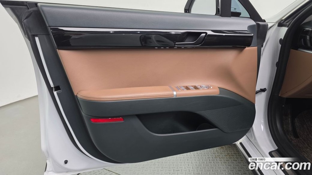 Hyundai Grandeur 2,5 Gasoline 2WD, 2023