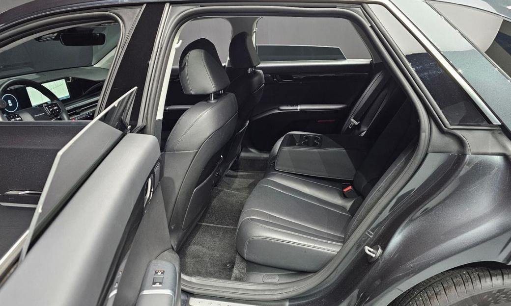 Hyundai Grandeur 2,5 Gasoline 2WD, 2023