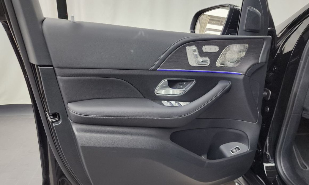 Mercedes-Benz GLS-Class GLS580 4MATIC, 2025