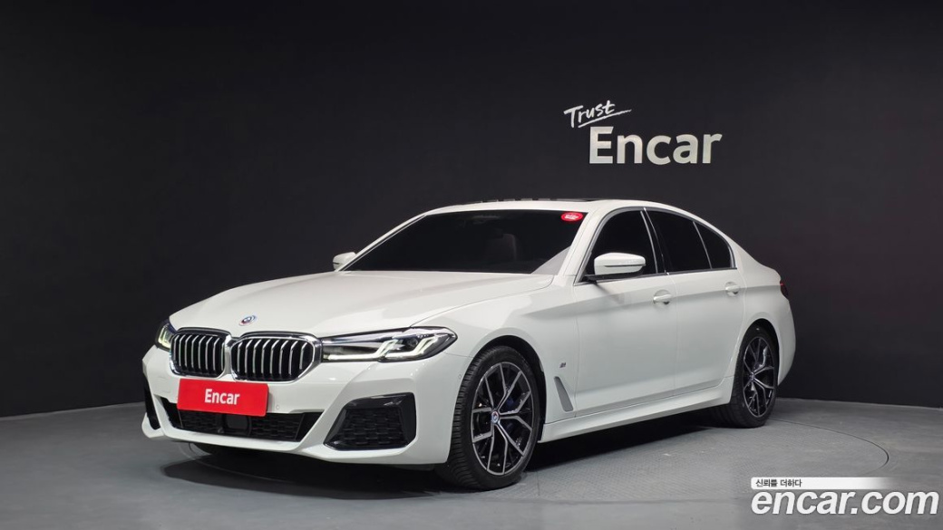 BMW 5-Series 530i M Sport Package, 2023