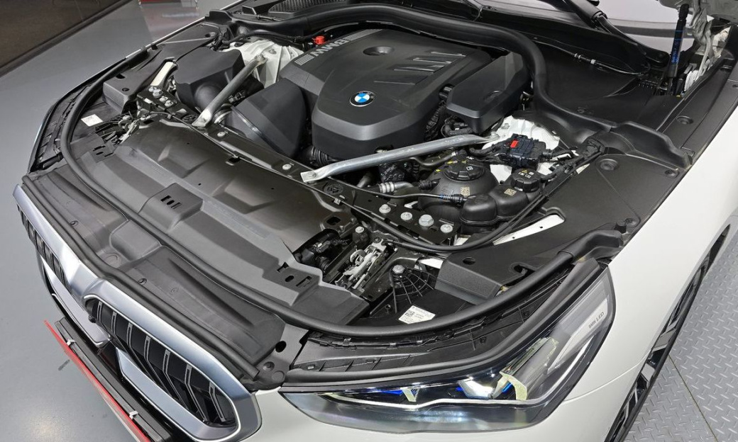 BMW 5-Series 530i xDrive M Sport, 2024