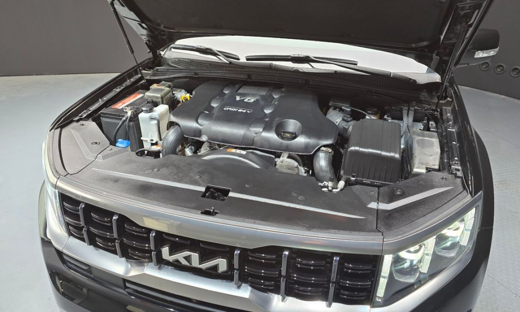 Kia Mohave Diesel 3.0 4WD 6-Seater, 2022
