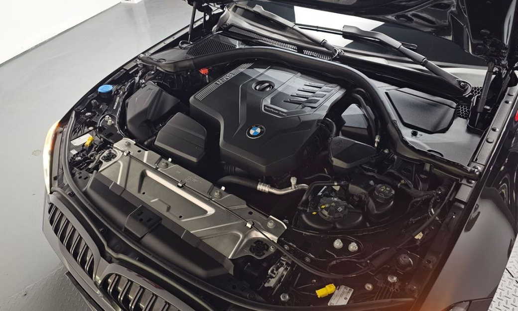 BMW 3-Series 320i Touring M Sports, 2024
