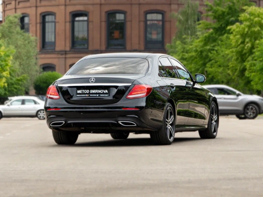 Mercedes-Benz E-класс 2.0 AT, 2018, 111 000 км