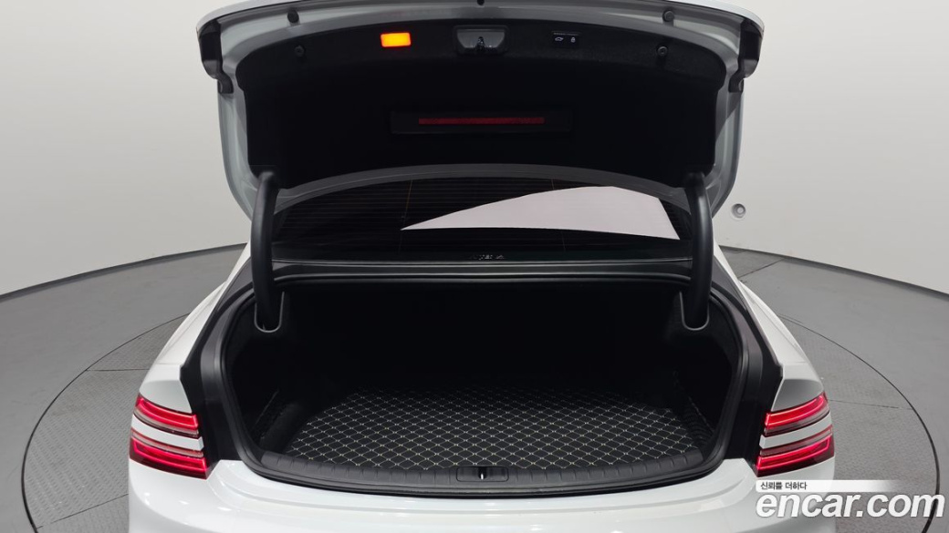 Genesis G80 Gasoline 2.5 Turbo AWD, 2026